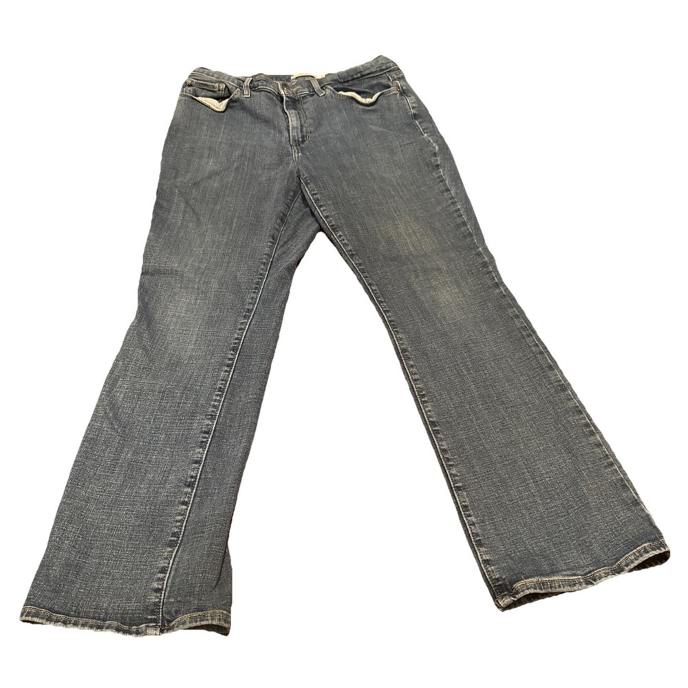 Levi's Women's Jeans Size 12S W31 L30 Classic Bootcut Blue‎ Denim